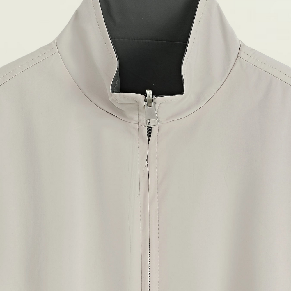 
                      
                        Gilet réversible
                      
                    