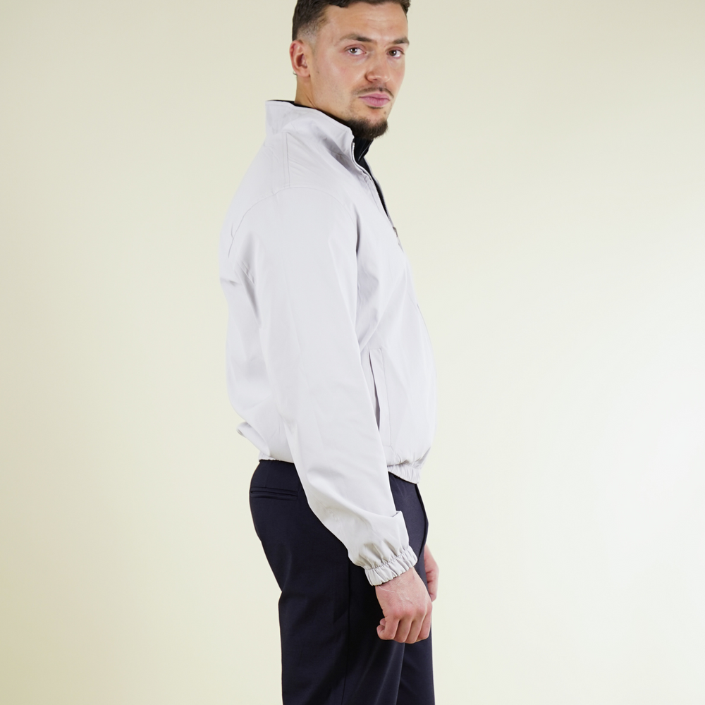 
                      
                        Navy blue/ White
                      
                    