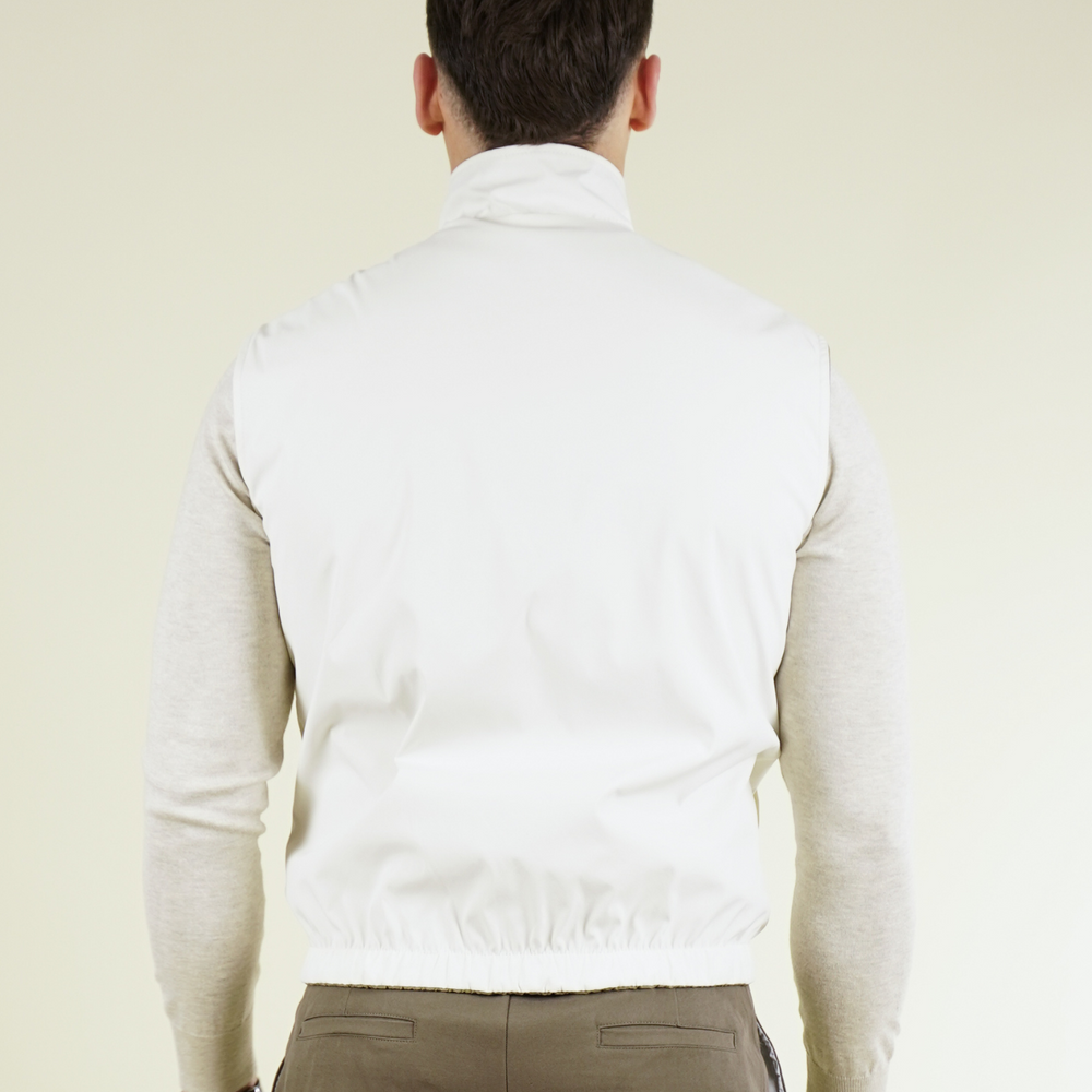 
                      
                        Gilet réversible
                      
                    